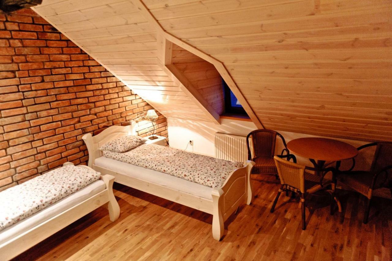 Dworek Pod Wiecha Kaweczyn  Bagian luar foto